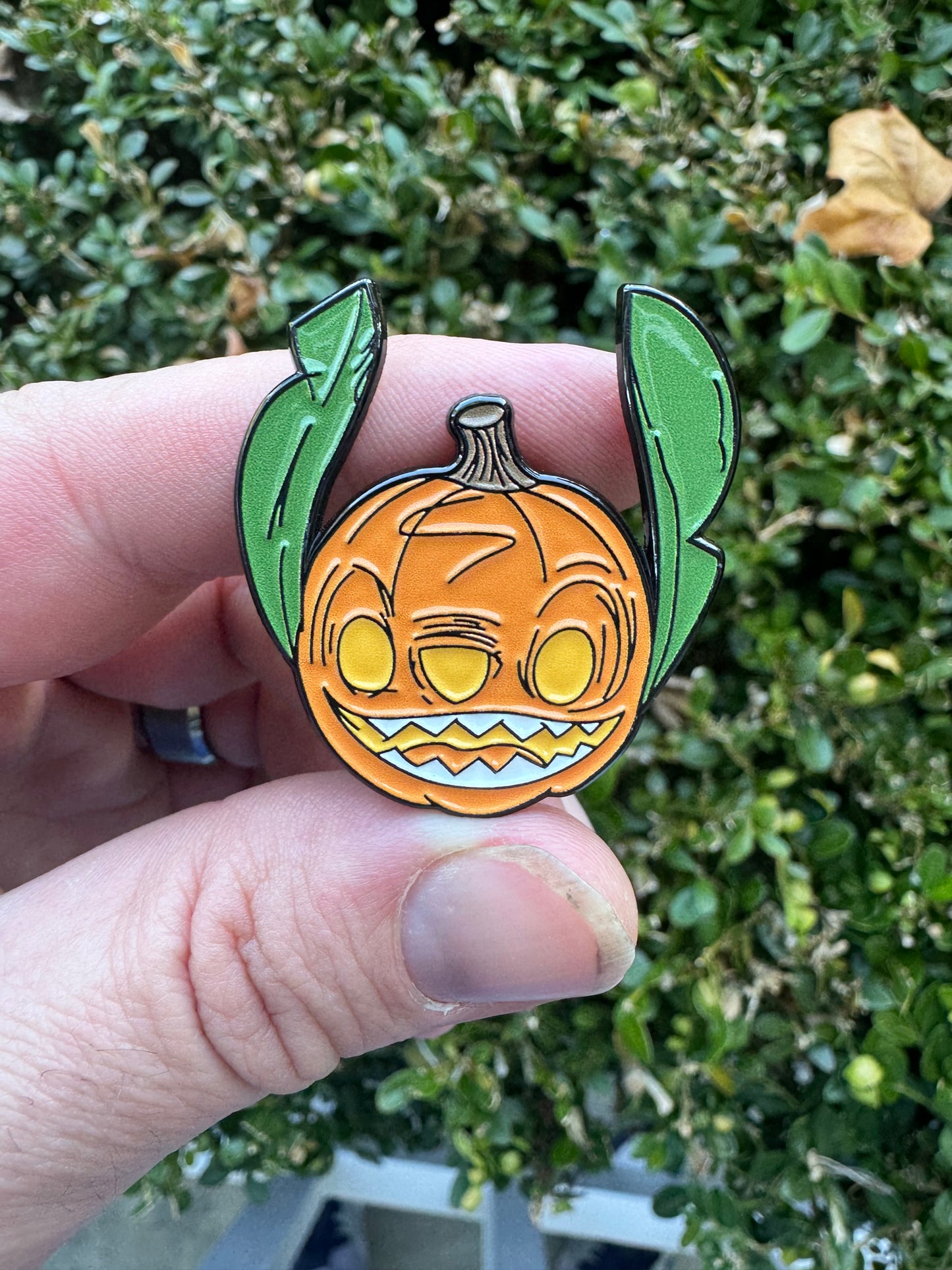 Stitch-O-Lantern Enamel Pin - Lilo & Stitch Halloween Pin - 1 1/2”